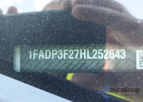 2017 Ford Focus Se z USA, uszkodzony, nr VIN 1FADP3F27HL252643